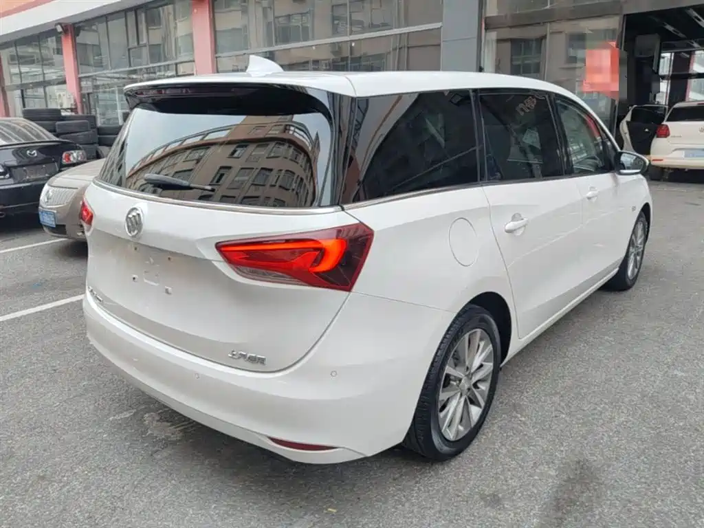 Buick GL6 2019 18T 6 мест Luxury VI