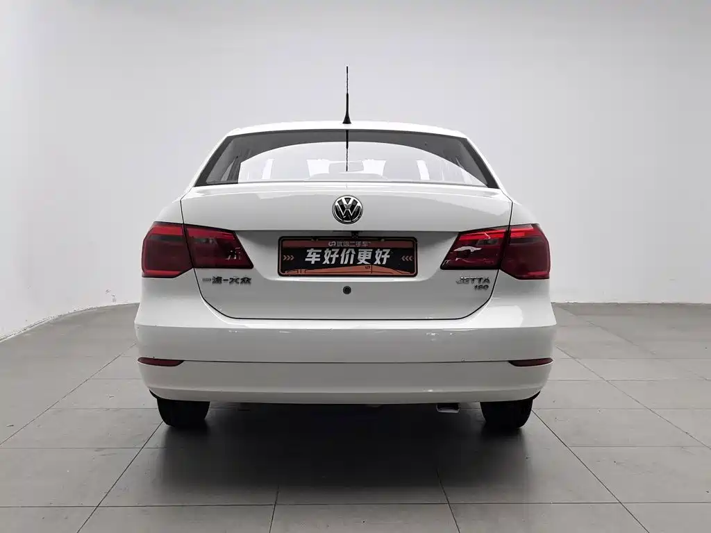 Volkswagen Jetta — миниатюра 4