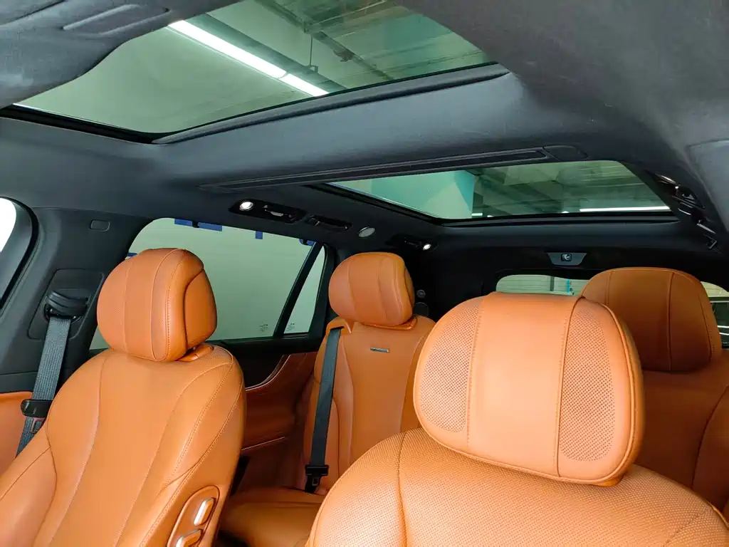 AITO ASK THE WORLD M9