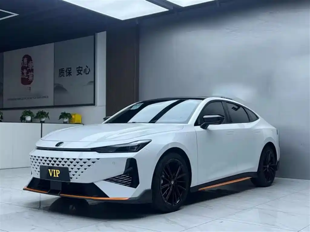 Changan UNI-V 2023