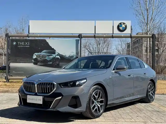BMW I5 2025
