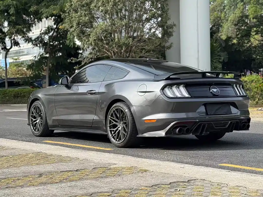 Ford Mustang 2020 2.3L EcoBoost