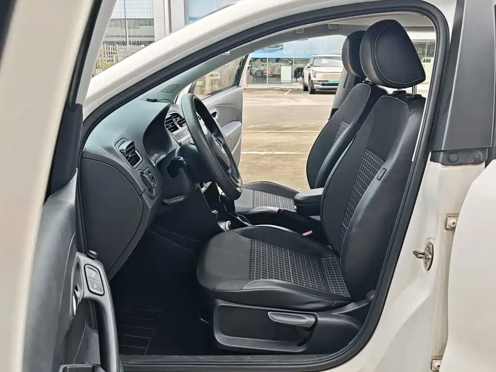 Volkswagen Polo — миниатюра 14