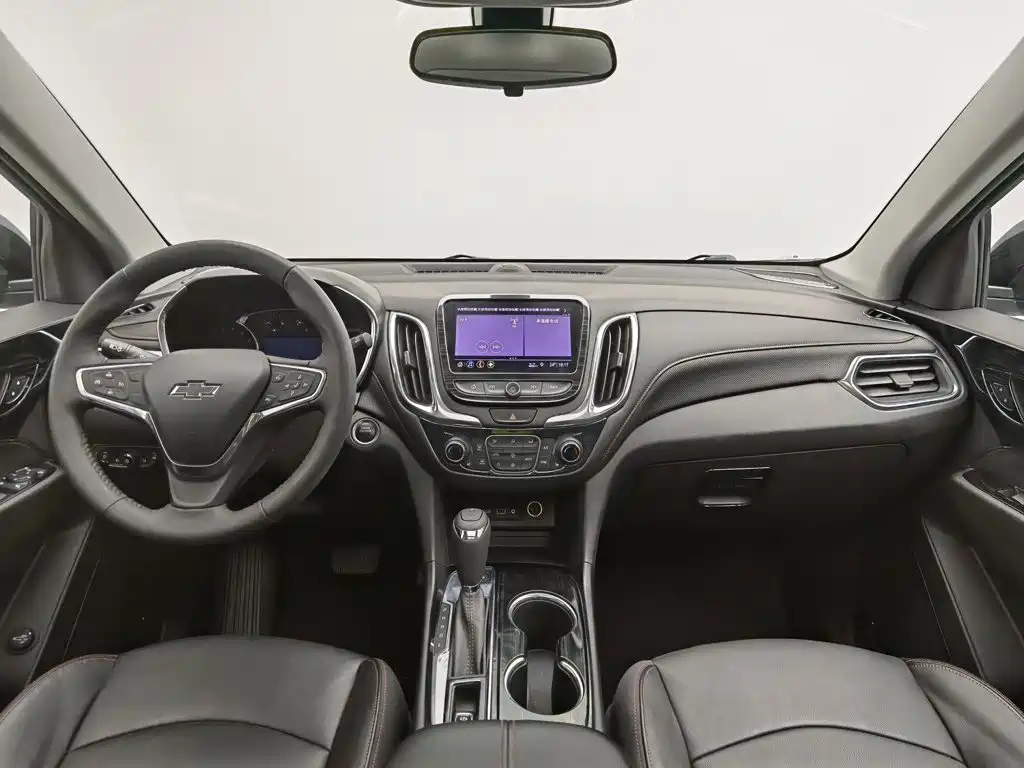 Chevrolet Equinox — миниатюра 5
