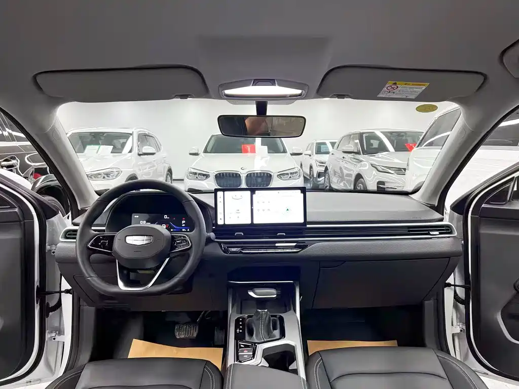 Geely Emgrand — миниатюра 9
