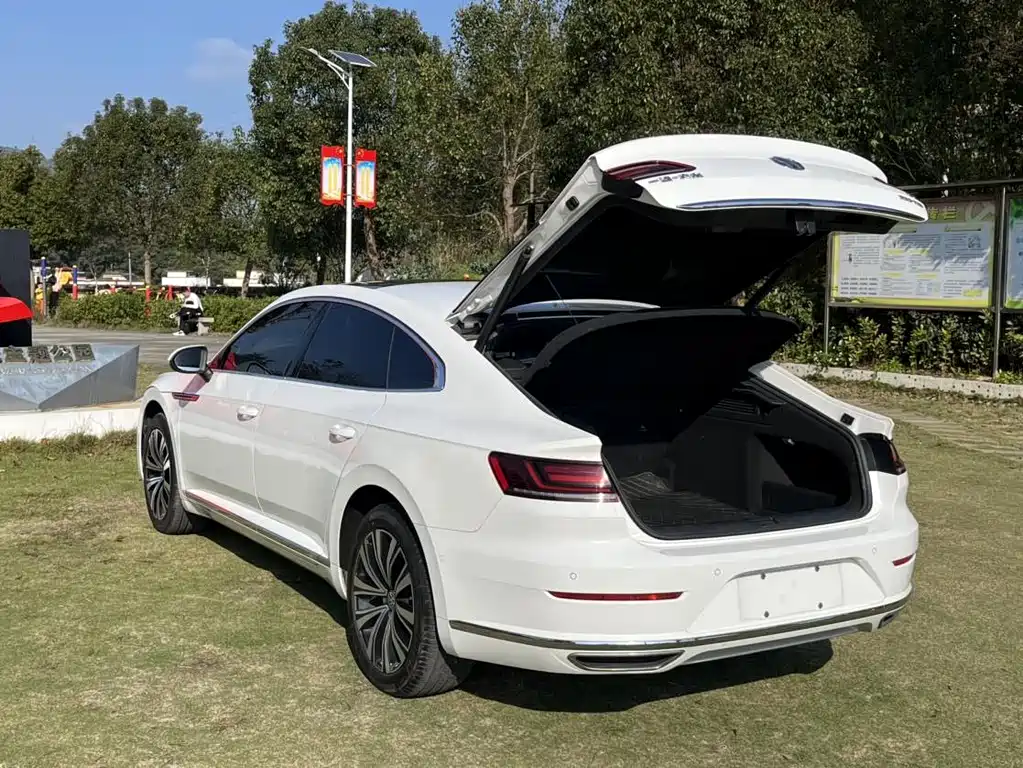 Volkswagen CC — миниатюра 14