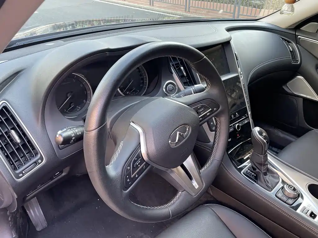 Infiniti Q50L — миниатюра 12