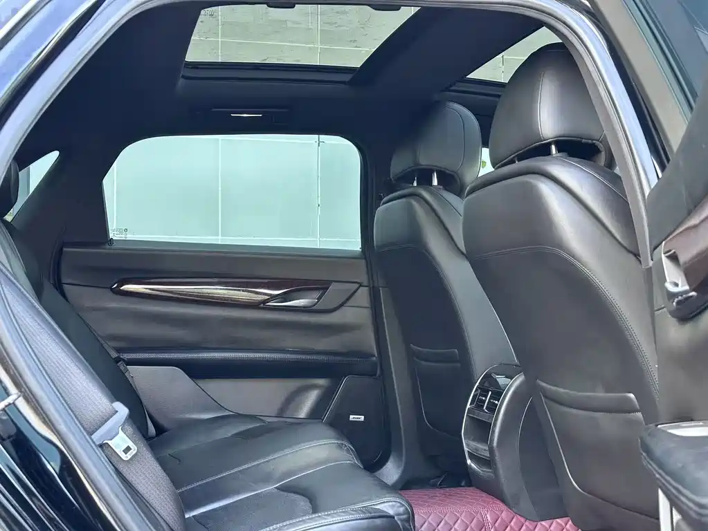 Cadillac CT6 — миниатюра 13