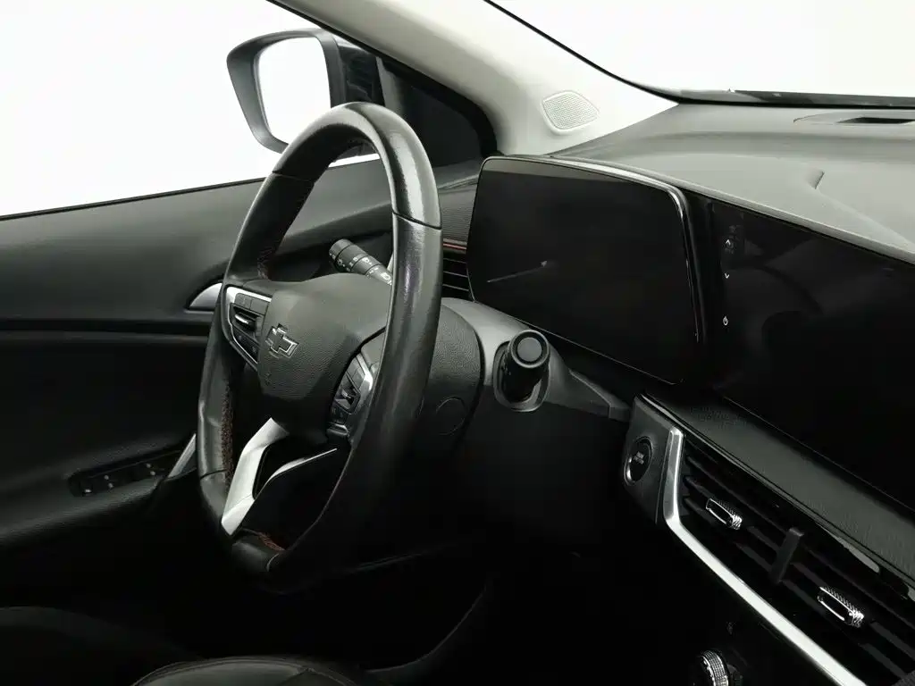 Chevrolet Trax — миниатюра 22