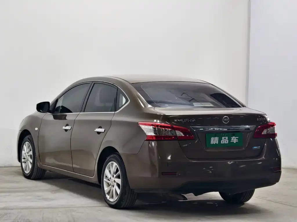 Nissan Sylphy — миниатюра 6