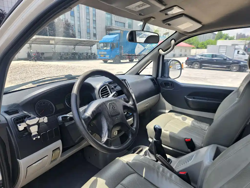 Forthing Lingzhi M3 1.6L 7 seats Comfort Type China V, фото 11