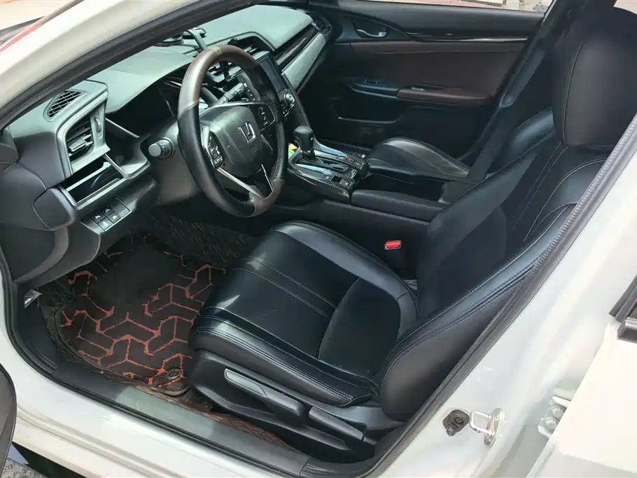 Honda Civic 2021 HATCHBACK 220TURBO CVT