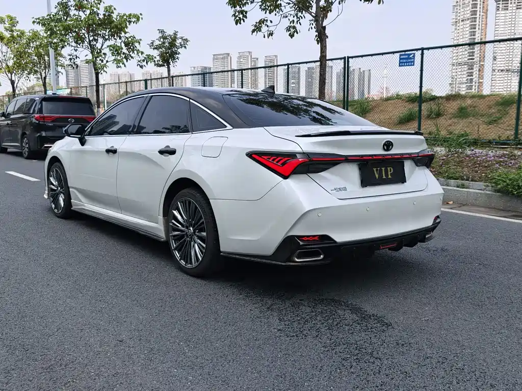 TOYOTA ASIAN DRAGON