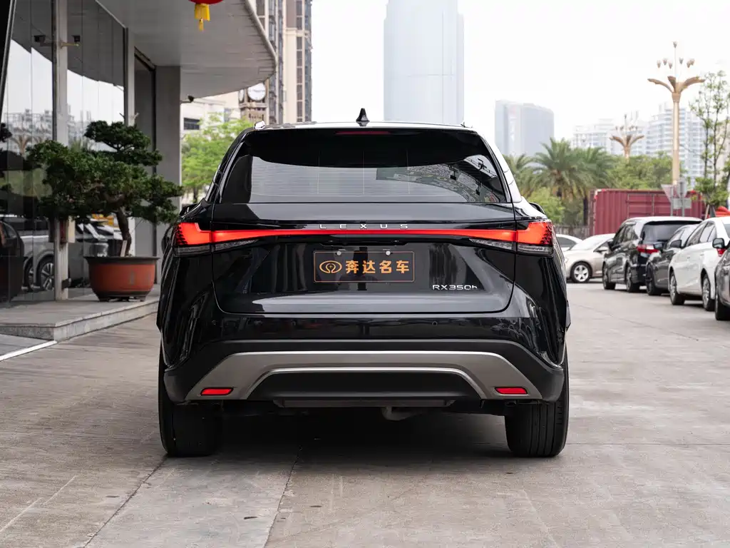 Lexus RX — миниатюра 5