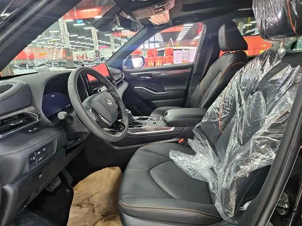 Toyota Crown Kluger 2024 2.5L HEV Luxury