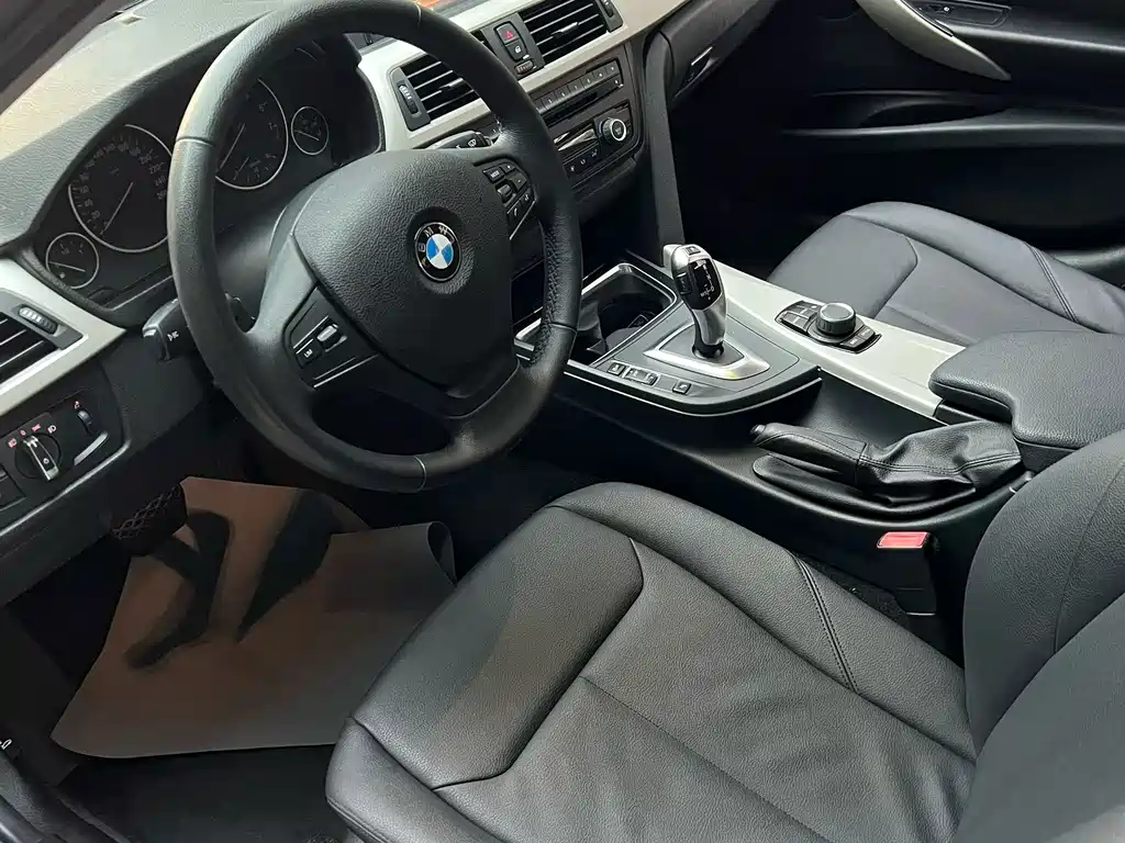 BMW 3 Series — миниатюра 6