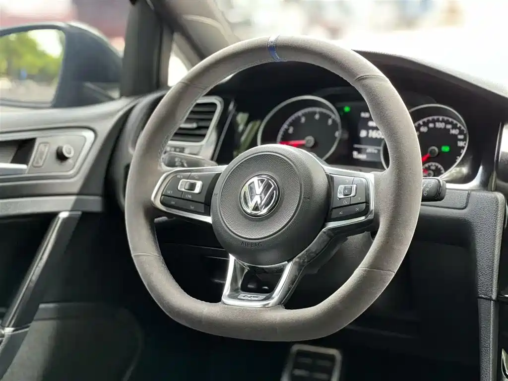 Volkswagen Golf 2018 280TSI AT Flagship