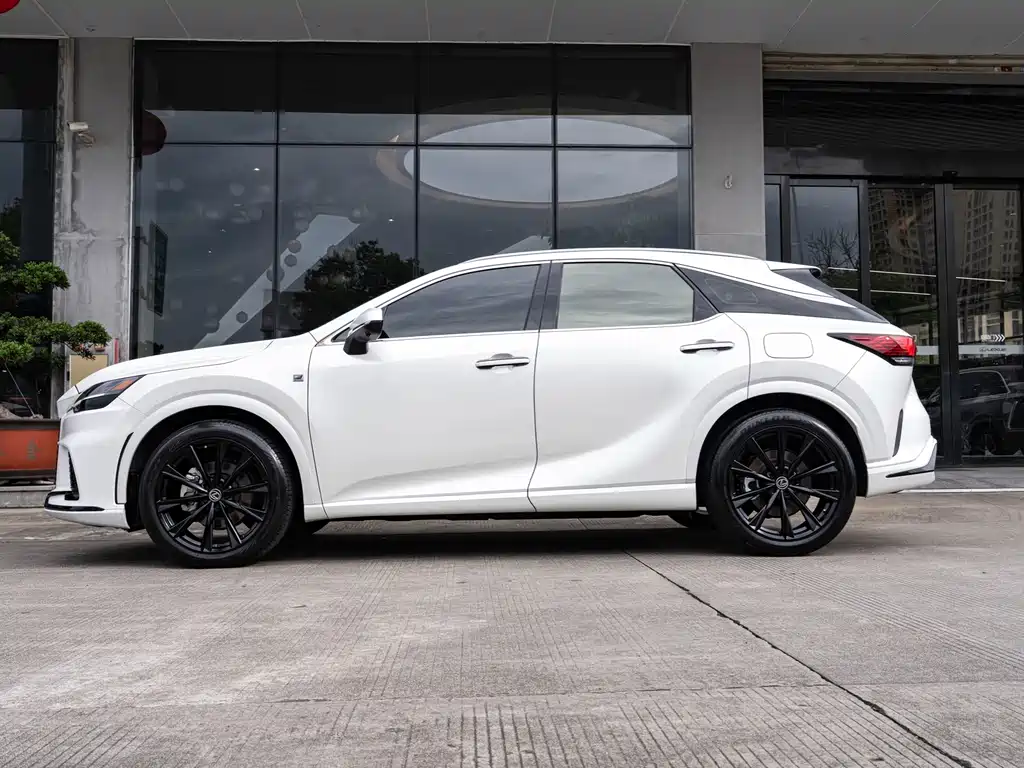 Lexus RX — миниатюра 4
