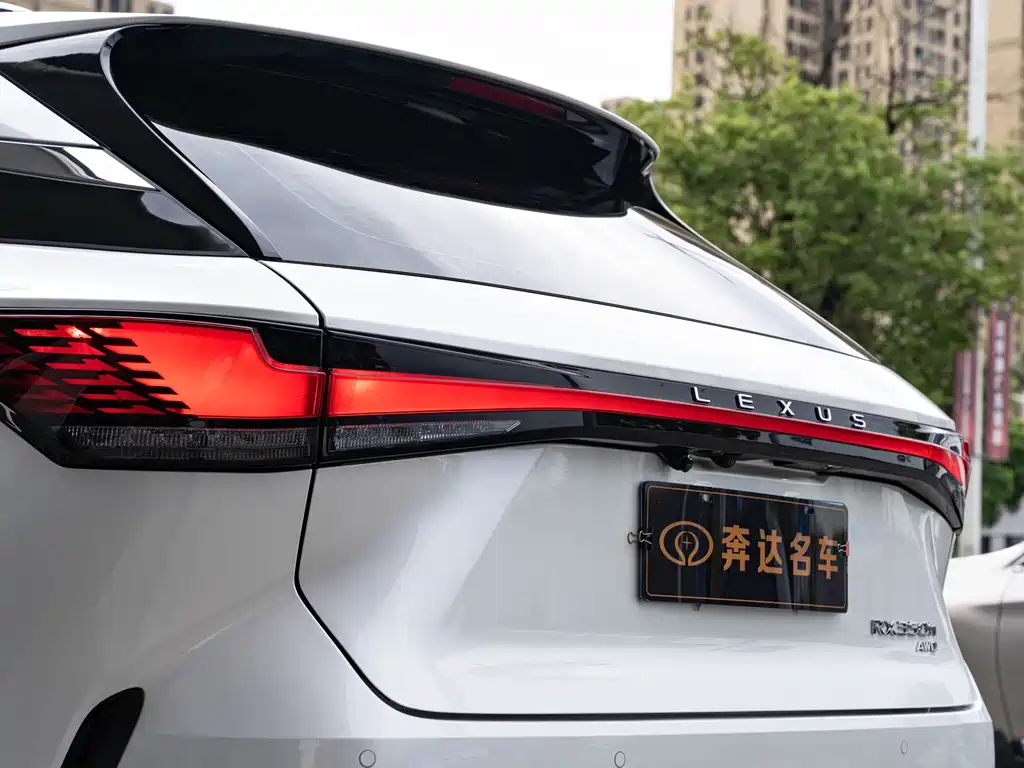 Lexus RX — миниатюра 7