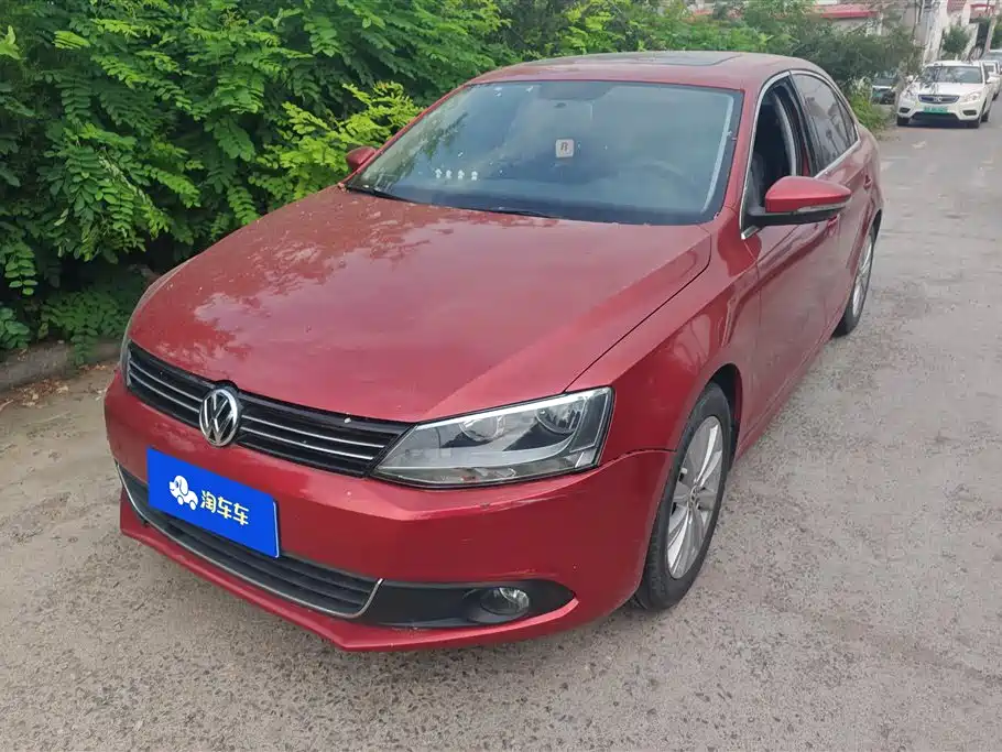 Volkswagen Sagitar 2014