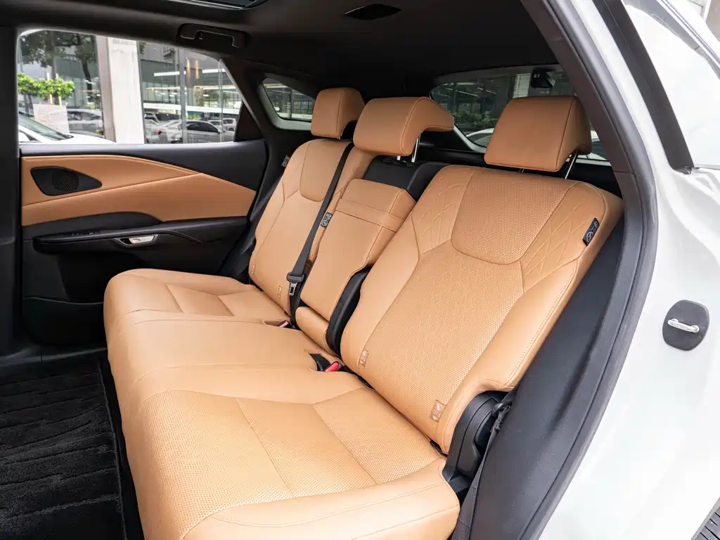 Lexus RX — миниатюра 12
