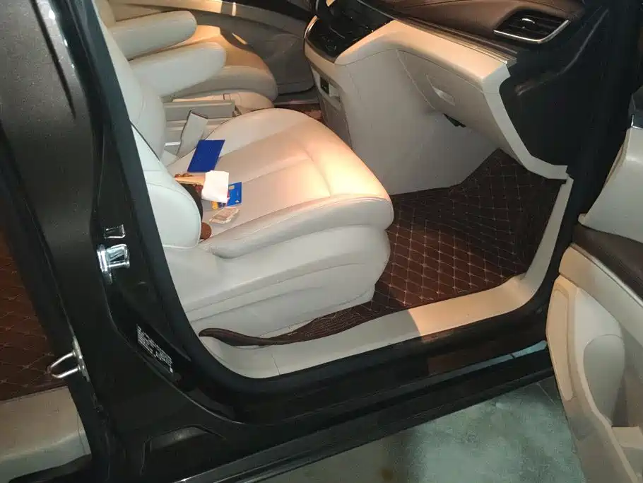 Buick GL8 2021 652T Luxury