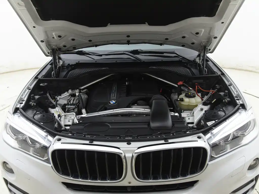 BMW X6 — миниатюра 16