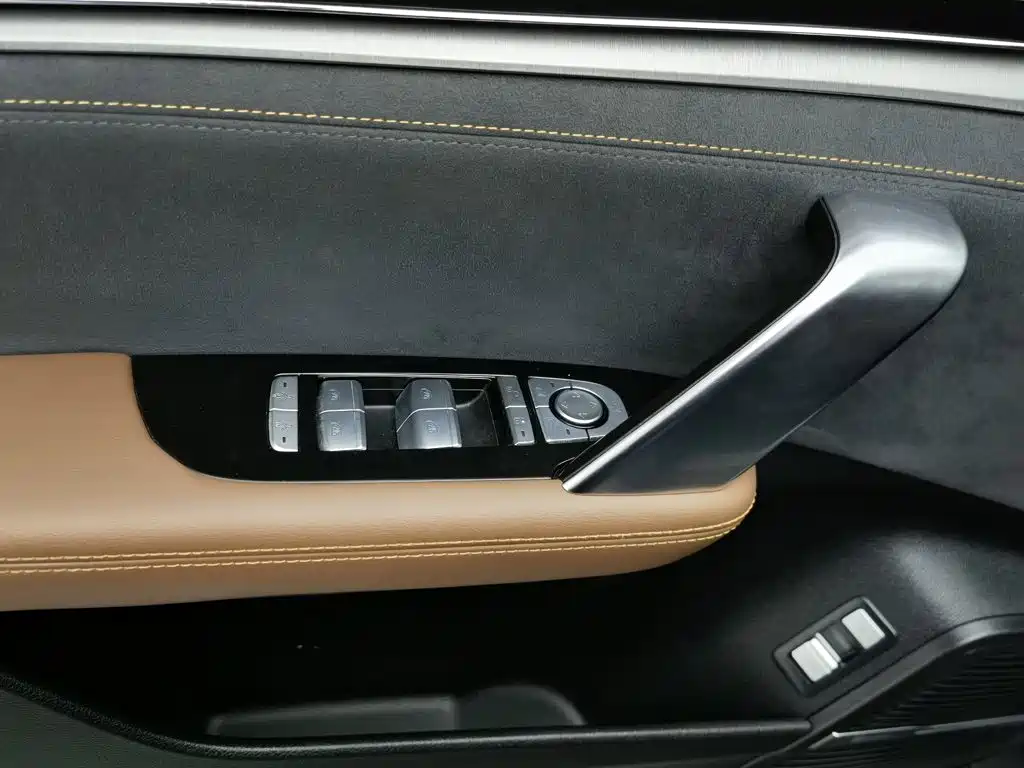 BYD Tang 2021 DM 2.0T Luxury