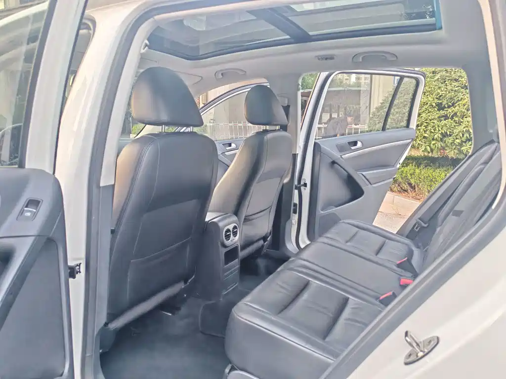 Volkswagen Tiguan — миниатюра 10
