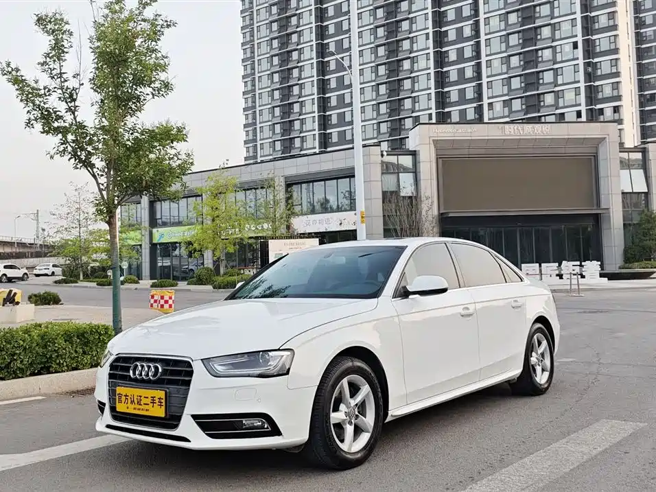 Audi A4L 2013