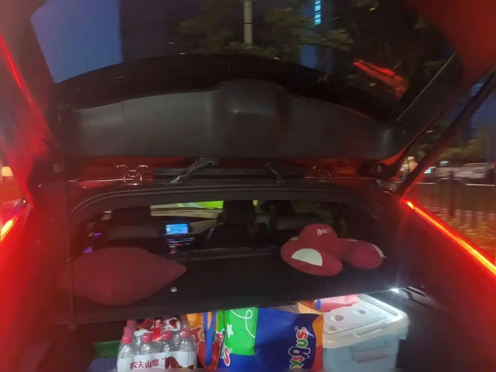 Cadillac XT4 — миниатюра 10