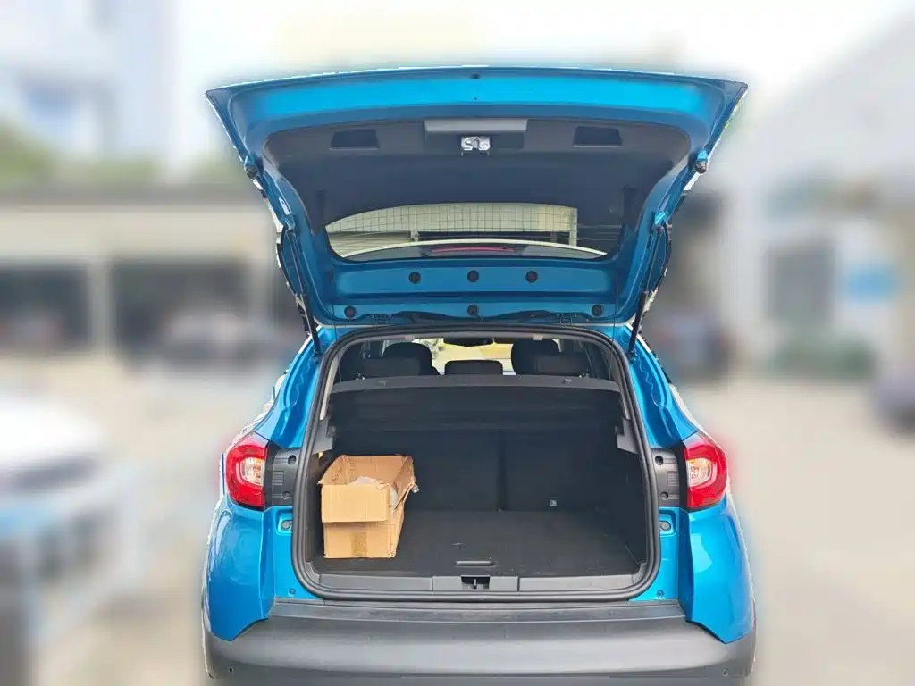 Renault Captur — миниатюра 10