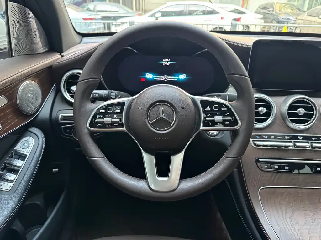 Mercedes-Benz GLC 2020 GLC 300 L 4MATIC