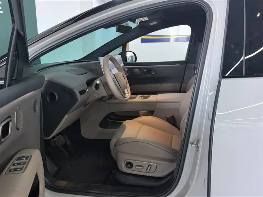 Li Auto i6 2025 Standard