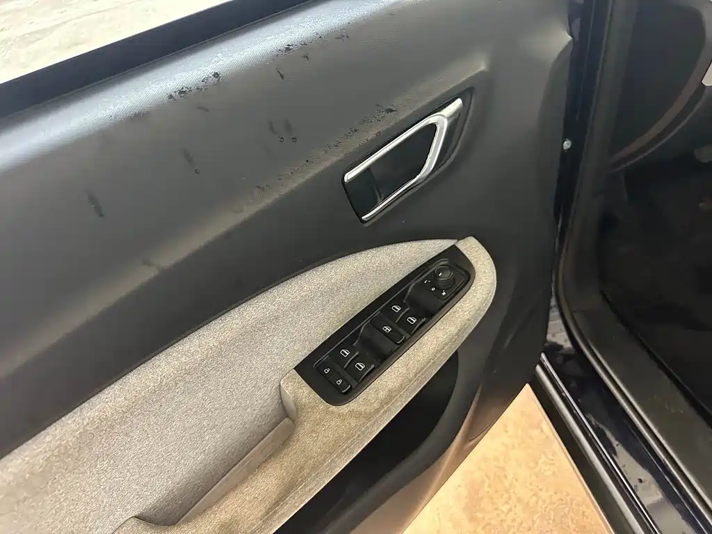 Leapmotor T03