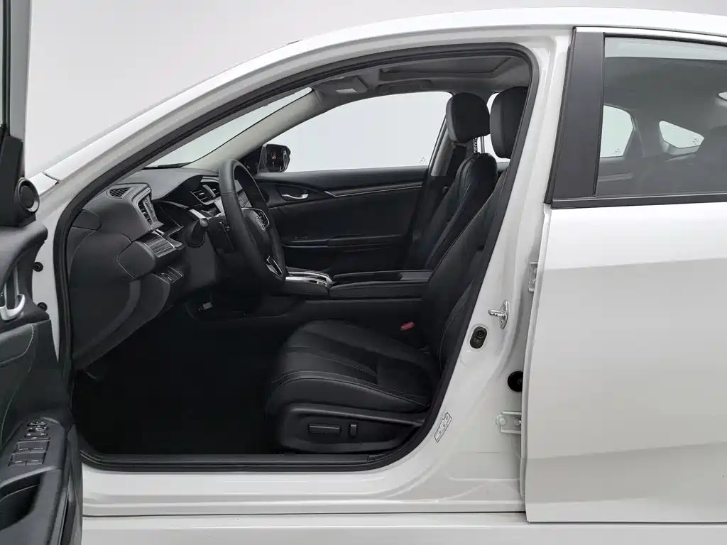 Honda Civic — миниатюра 10