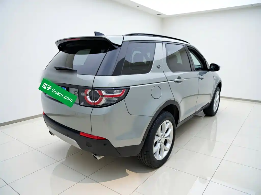 Land Rover Discovery Sport — миниатюра 6