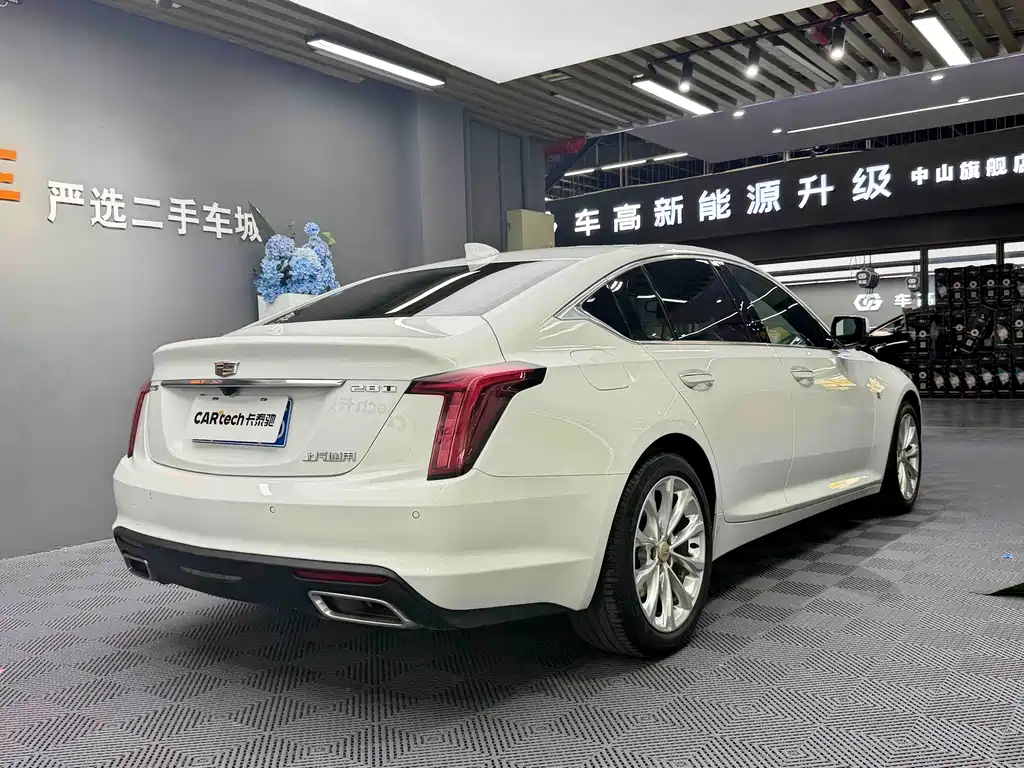 CADILLAC CT5