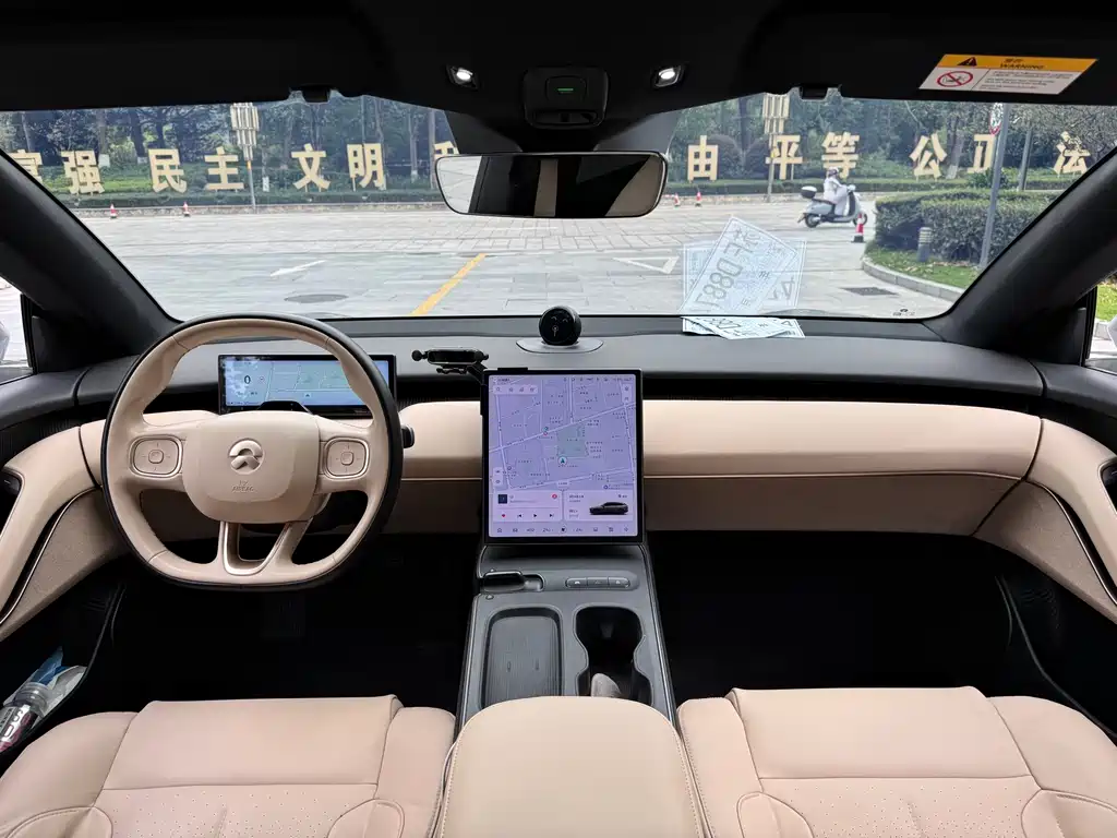 NIO ET5T — миниатюра 9