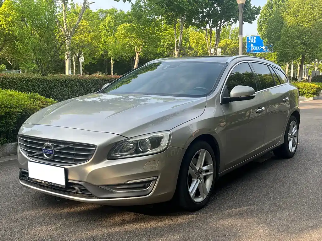 Volvo V60 2014