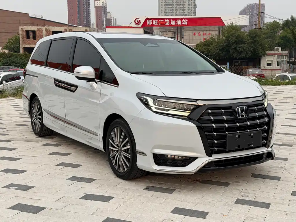 Honda Elysion — миниатюра 3