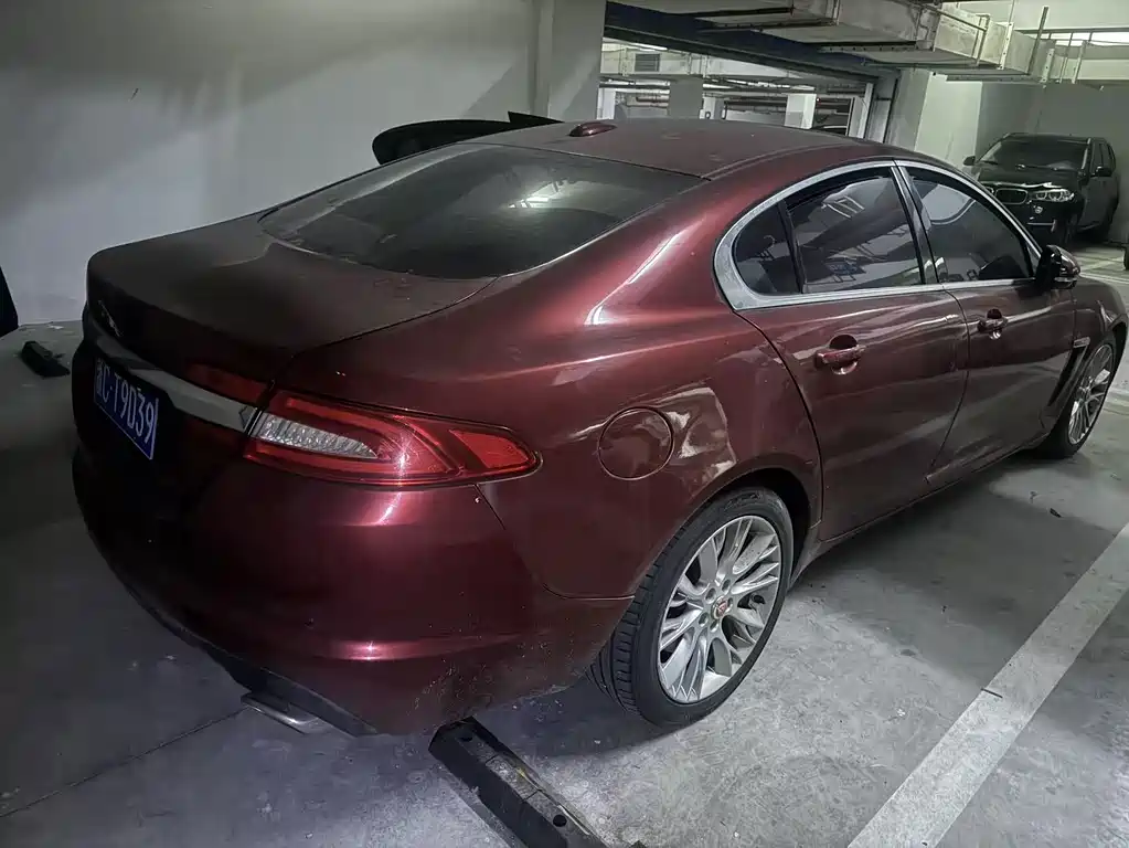 Jaguar XF — миниатюра 6