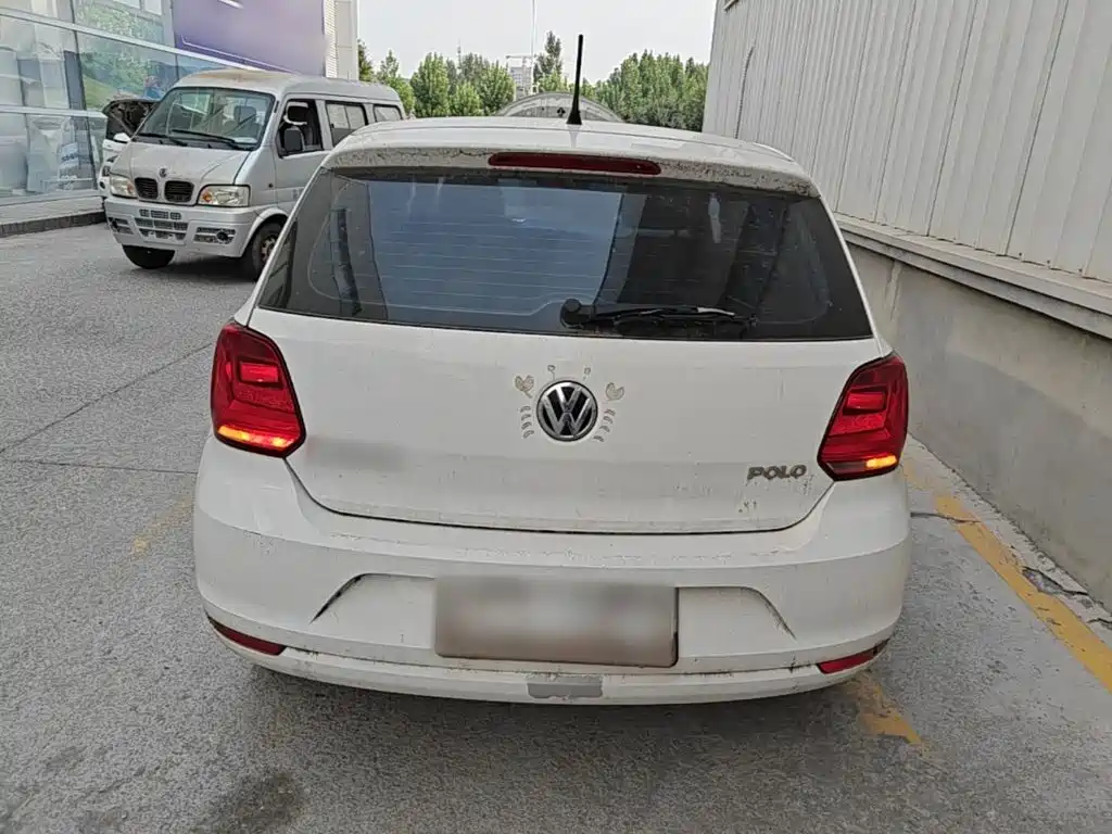 Volkswagen Polo — миниатюра 6