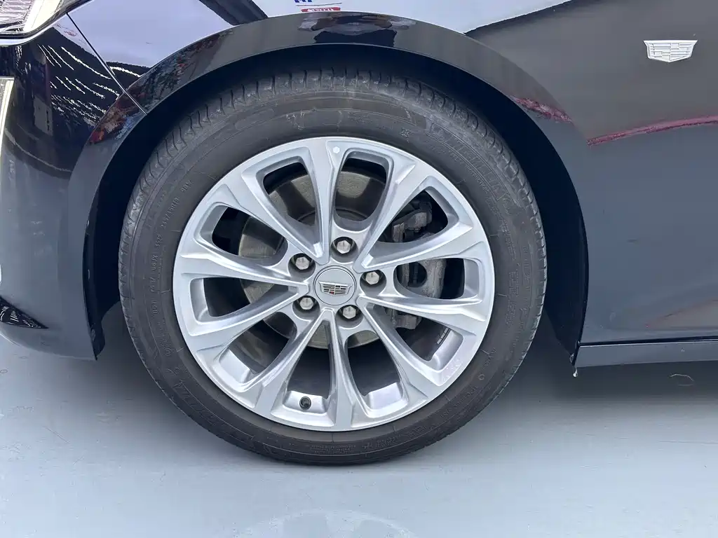 Cadillac CT5 — миниатюра 4