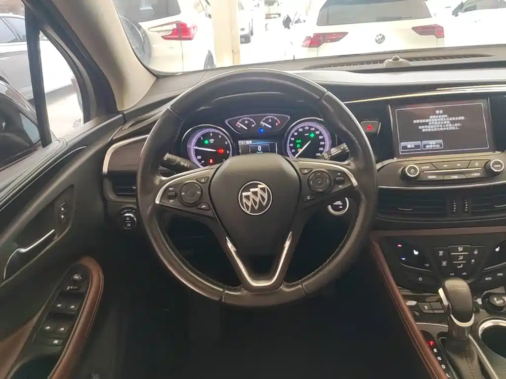 Buick Envision Plus — миниатюра 11