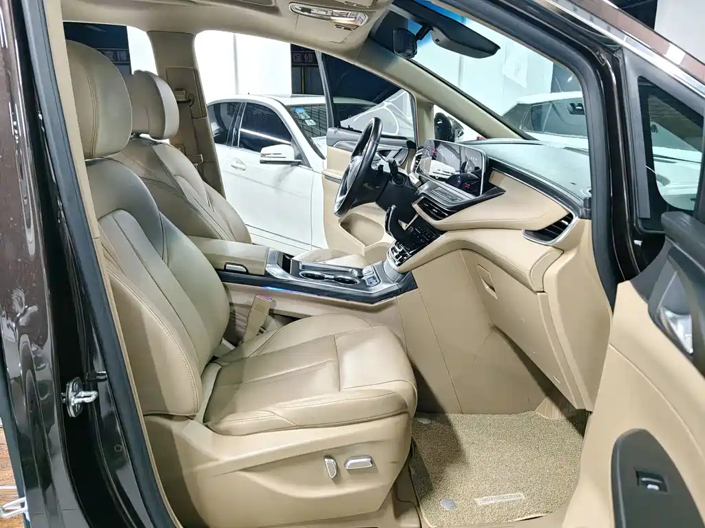 Buick GL8 2021 ES 653T Luxury
