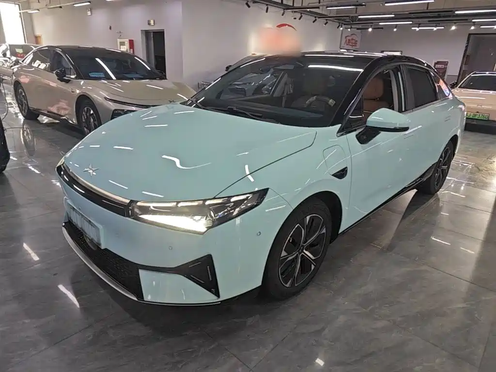 XPeng P5 2022