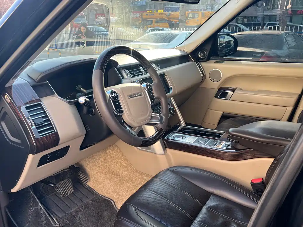 Land Rover Range Rover 2015 3.0 SC V6 Vogue