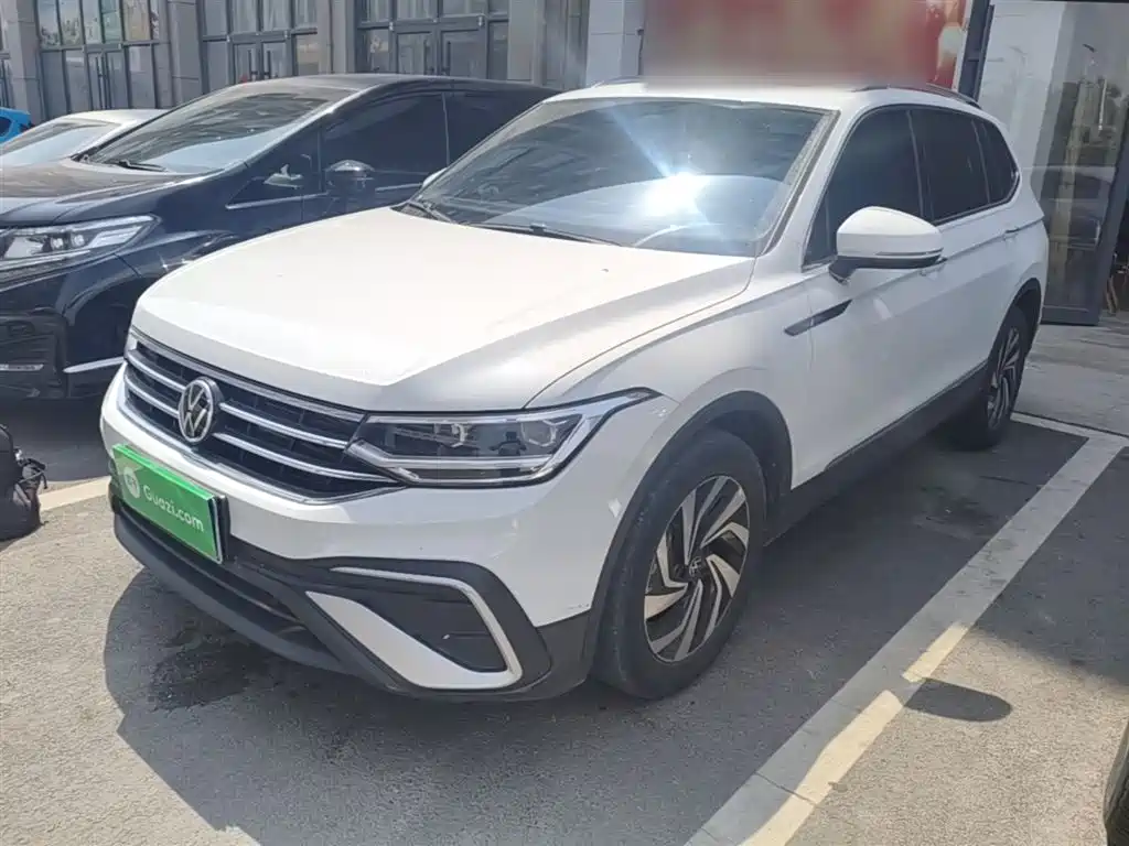 Volkswagen Tiguan L 2023