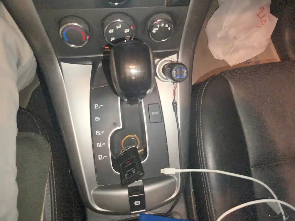 Chevrolet Captiva — миниатюра 10